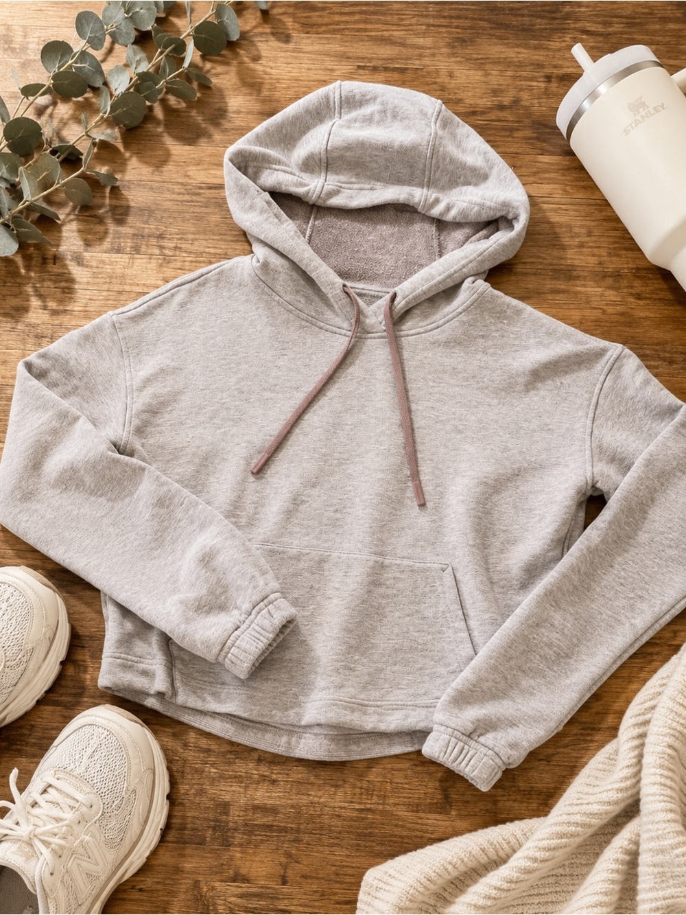 Lululemon Stronger as One Cropped Hoodie Sweatshirt *lululemon X Barrys Size 4